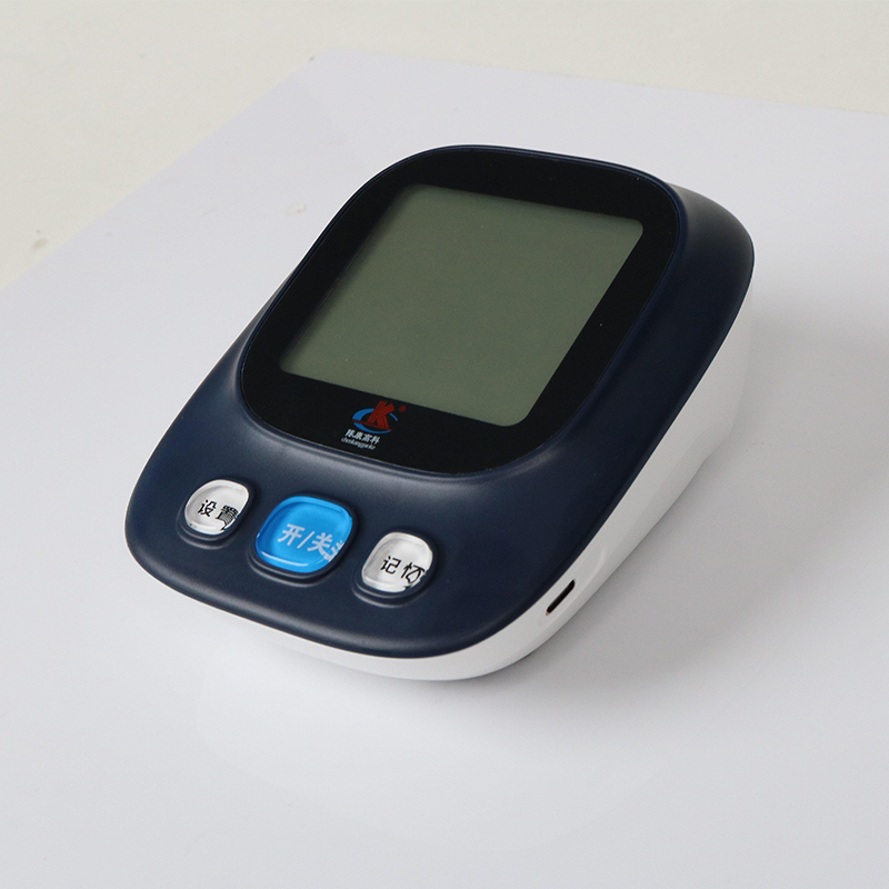 Cuff-type Electronic Sphygmomanometer